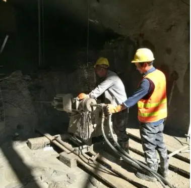 山阴水下抗分散灌浆料特点 水下不分散注浆料介绍